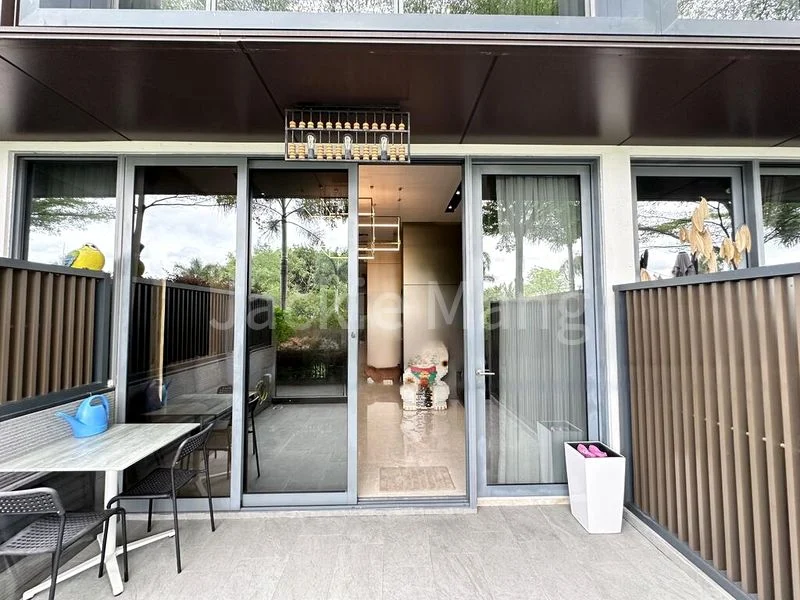 5 Bed Cluster House (Landed) for Sale in  Watercove - Image 4