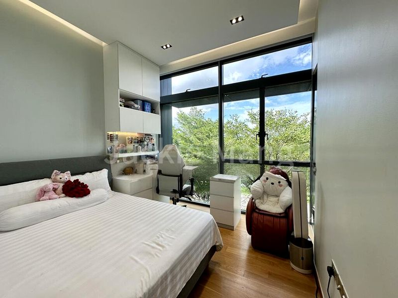 5 Bed Cluster House (Landed) for Sale in  Watercove - Image 16