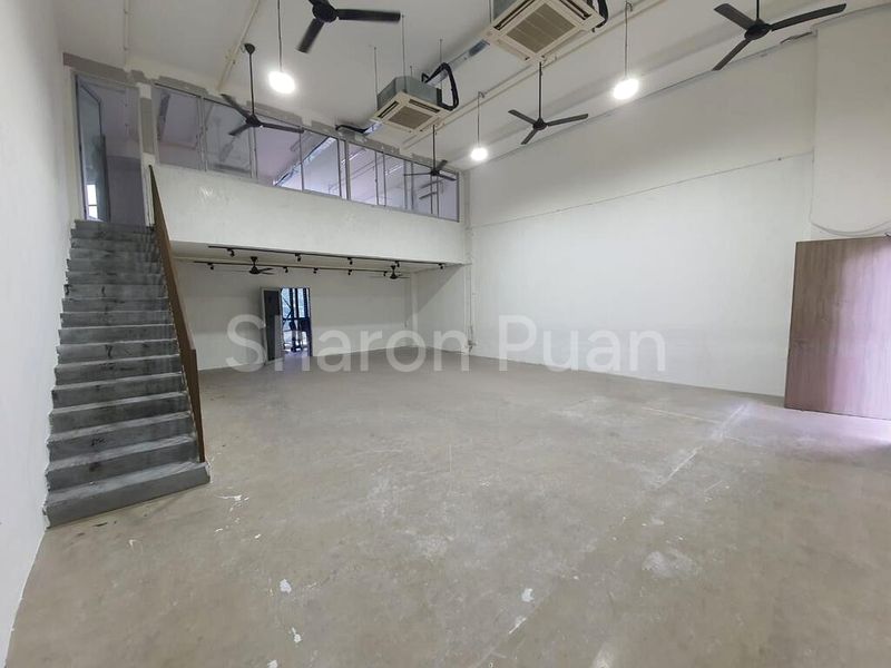 Light Industrial (B1) for Rent: 1,200 Sq Ft Unit, Shop, on 2nd Street, in the 102 Complex. - Image 7