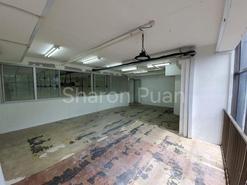 Light Industrial (B1) for Rent: 1,200 Sq Ft Unit, Shop, on 2nd Street, in the 102 Complex. - Image 3