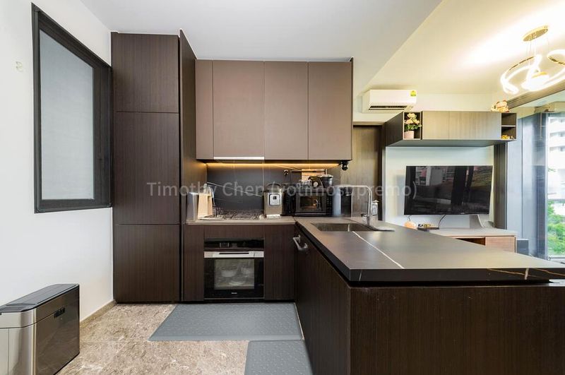 2 Bed Condo for Sale in  Hyll on Holland - Image 8