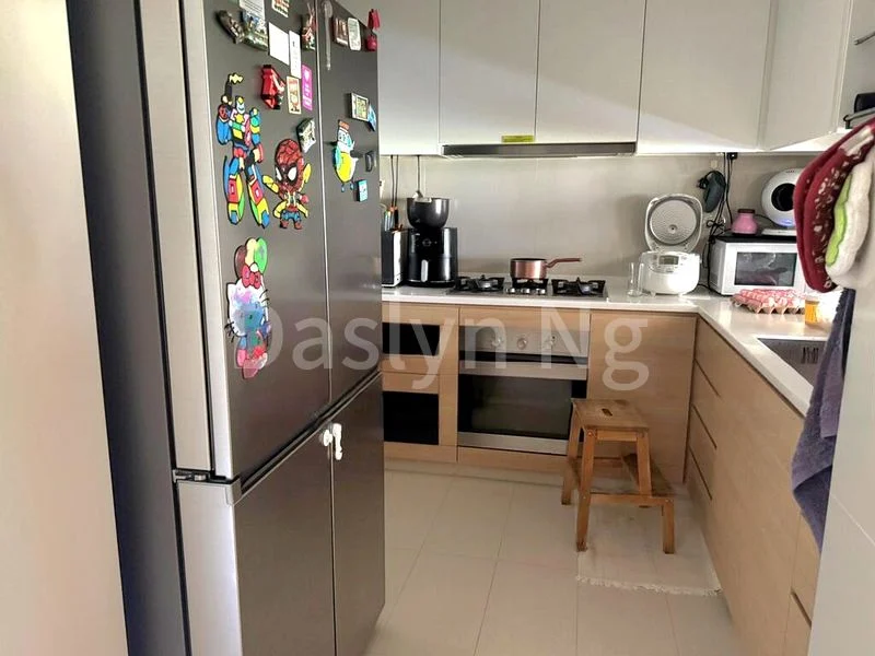 5 Bed Condo for Rent in  Treasure at Tampines - Image 8