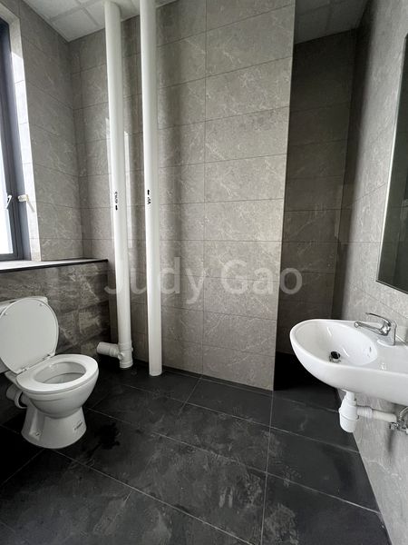 Factory / Workshop (B2) for Sale in Revv - Image 2