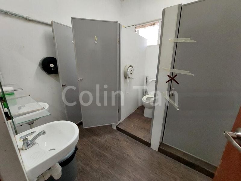 Factory / Workshop (B2) for Rent: Sungei Kadut Second-Floor Industrial Space; Large, Continuous Area with Free Parking - Image 7