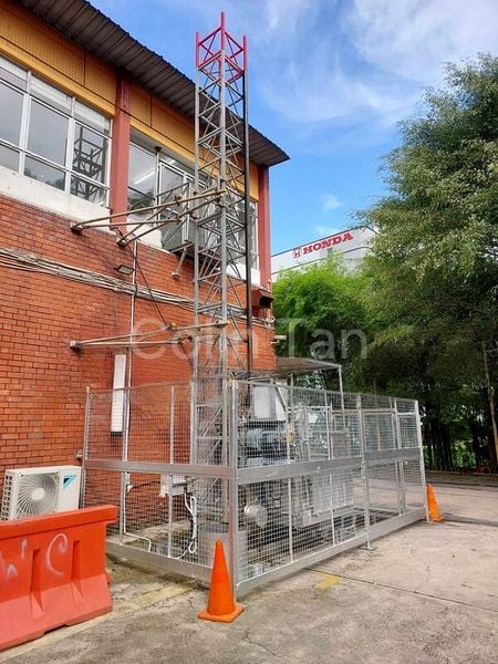 Factory / Workshop (B2) for Rent: Sungei Kadut Second-Floor Industrial Space; Large, Continuous Area with Free Parking - Image 1