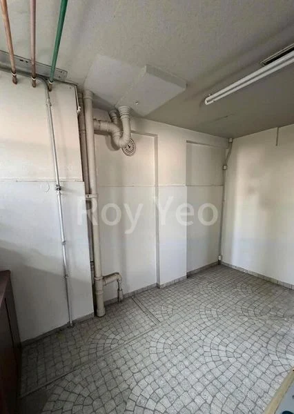 3 Room (3I) HDB for Sale in  27 New Upper Changi Road - Image 5