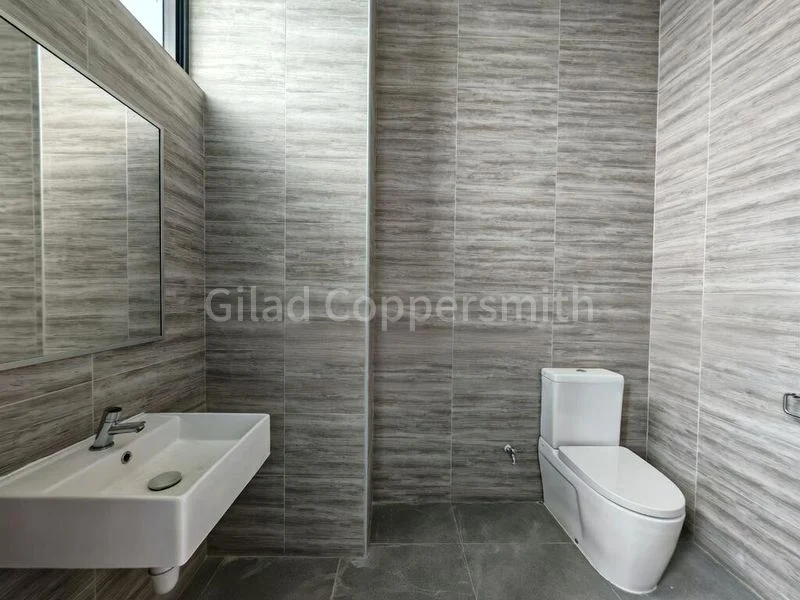 Light Industrial (B1) for Rent: Interlocal Centre - Image 5