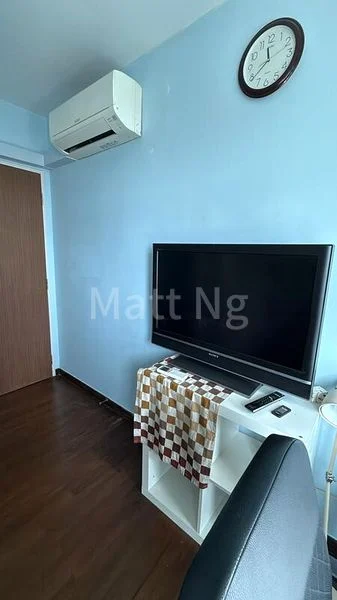 Common Room (HDB) for Rent in  684A Edgedale Plains - Image 4