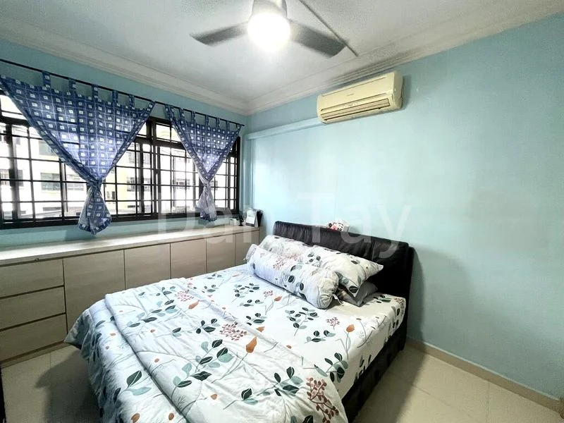 5 Room (5I) HDB for Sale in  401 Admiralty Link - Image 6