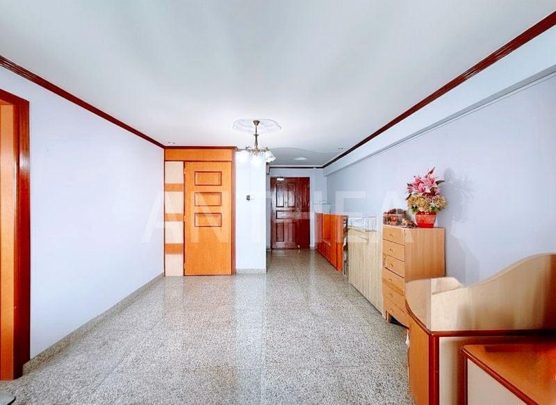 5 Room (5I) HDB for Sale in  350 Ang Mo Kio Street 32 - Image 1