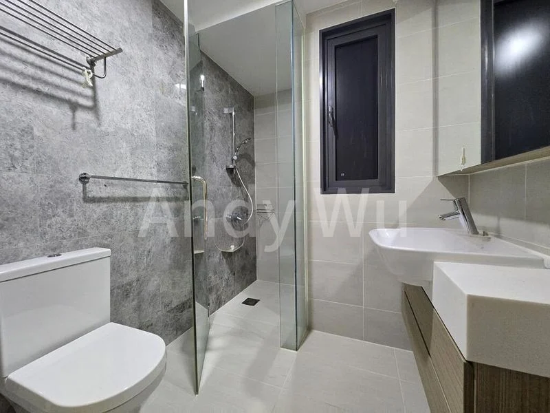 2 Bed Condo for Sale in  The Lakefront Residences - Image 14