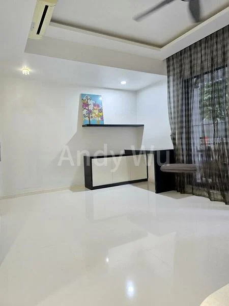 2 Bed Condo for Sale in  The Lakefront Residences - Image 4