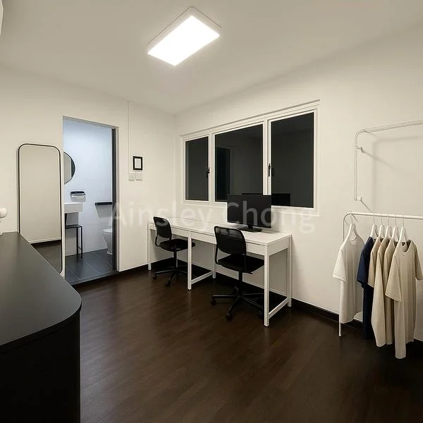 Terrace HDB for Sale in  39 Jalan Bahagia - Image 4