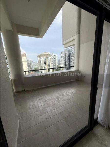 3 Bed Condo for Rent in  The Colonnade - Image 3