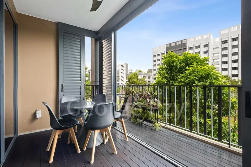 4 Bed Executive Condo for Sale in  The Brownstone - Image 1