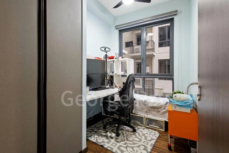 4 Bed Executive Condo for Sale in  The Brownstone - Image 4