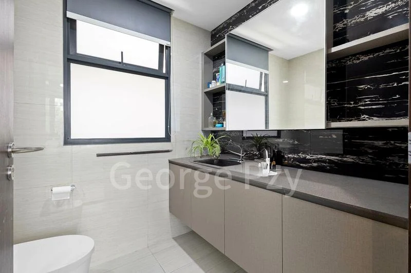 4 Bed Executive Condo for Sale in  The Brownstone - Image 6