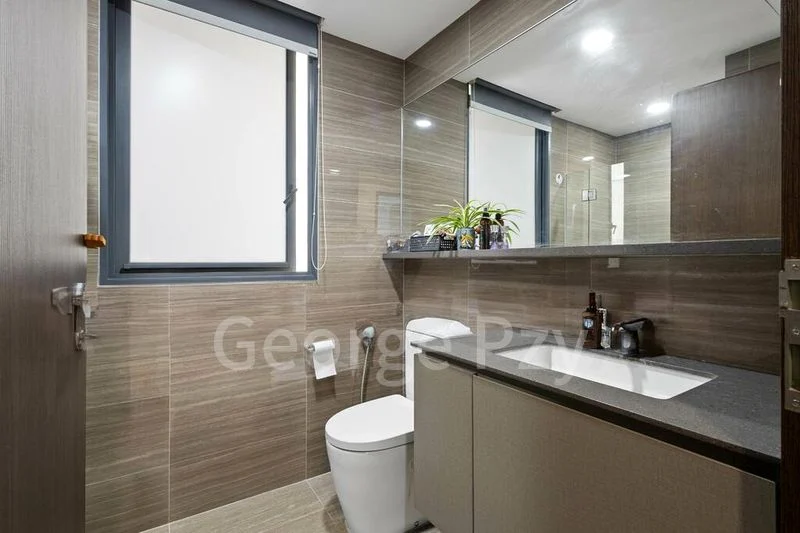 4 Bed Executive Condo for Sale in  The Brownstone - Image 5