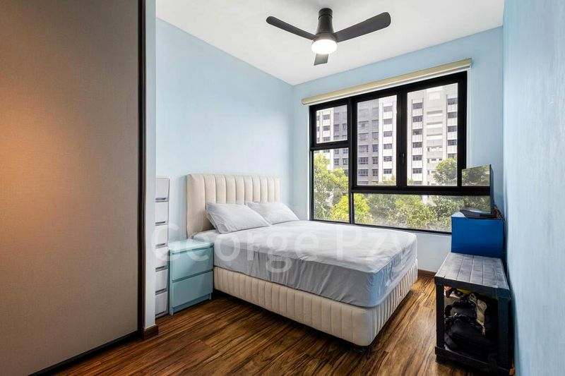 4 Bed Executive Condo for Sale in  The Brownstone - Image 7