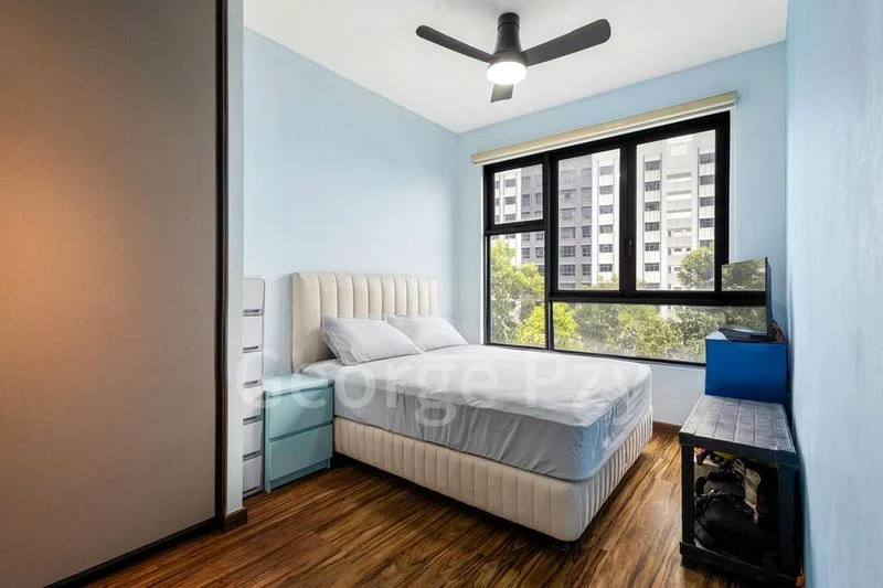 4 Bed Executive Condo for Sale in  The Brownstone - Image 6