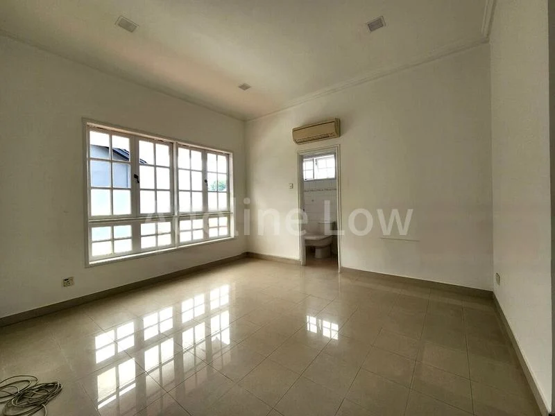 4 Bed Semi-Detached House (Landed) for Rent in  Washington Villa - Image 15
