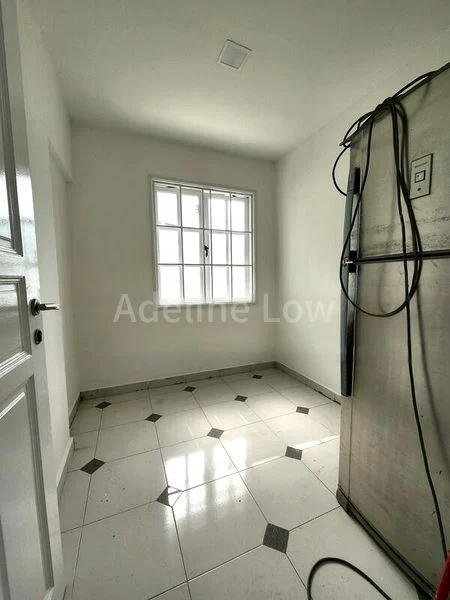 4 Bed Semi-Detached House (Landed) for Rent in  Washington Villa - Image 10
