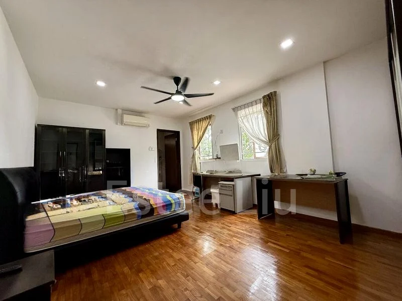 7 Bed Semi-Detached House (Landed) for Sale in  Seletar Hills Estate - Image 6