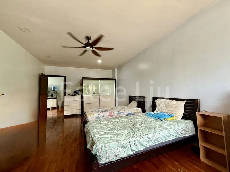 7 Bed Semi-Detached House (Landed) for Sale in  Seletar Hills Estate - Image 4