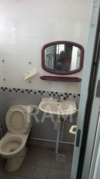 Master Room (HDB) for Rent in 719 Yishun Street 71 - Image 6