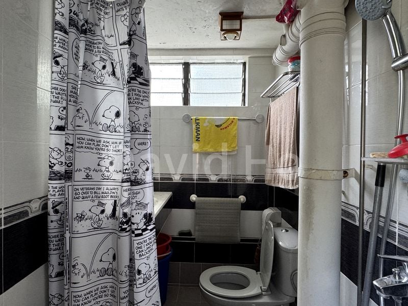 4 Room (4NG) HDB for Sale in 402 Pandan Gardens - Image 11