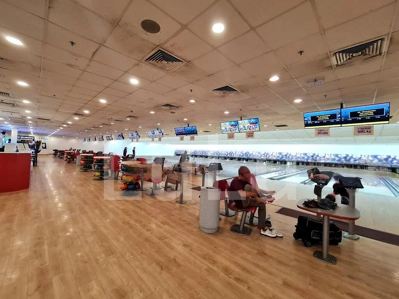 Office for Sale: The Plaza - Image 2