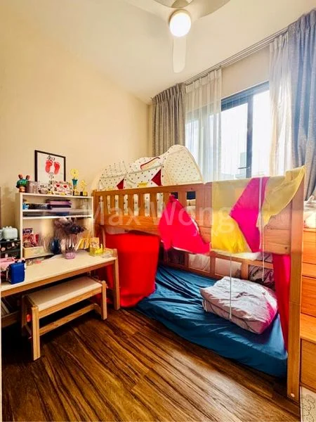 3 Bed Executive Condo for Sale in  The Brownstone - Image 8