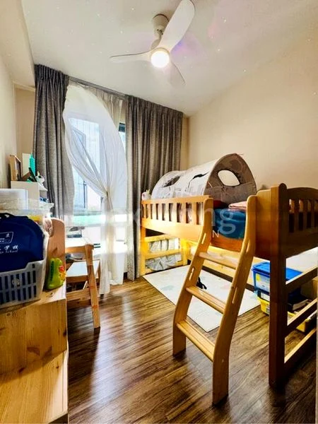 3 Bed Executive Condo for Sale in  The Brownstone - Image 7