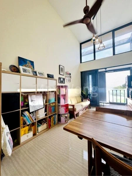 3 Bed Executive Condo for Sale in  The Brownstone - Image 4