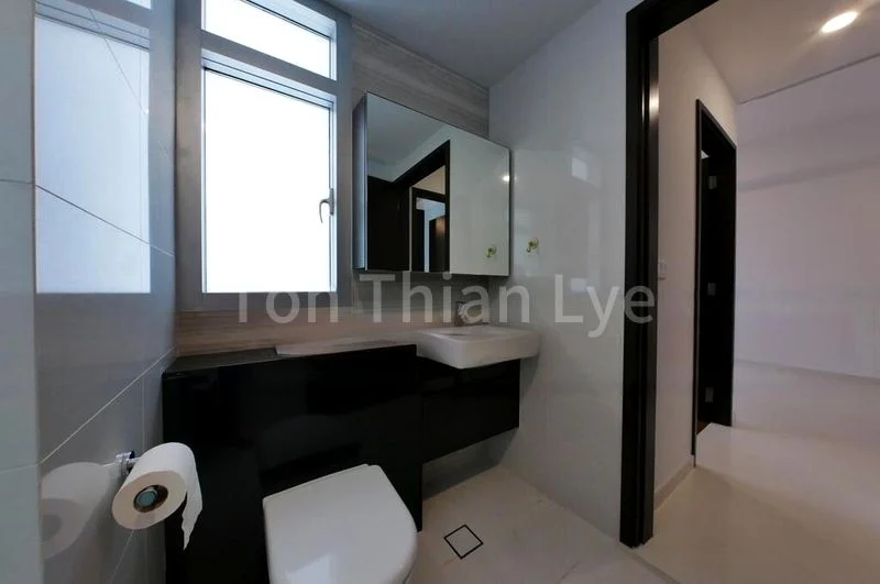 2 Bed Condo for Rent in  Eon Shenton - Image 5