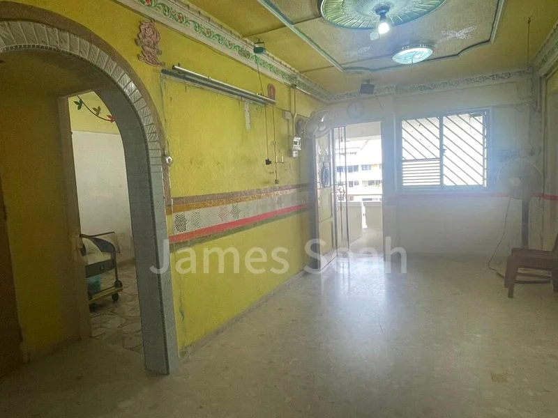 3 Room (3A) HDB for Sale in  713 Clementi West Street 2 - Image 2