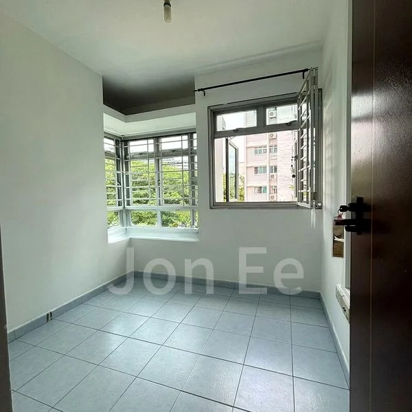 Common Room (HDB) for Rent in  106 Ang Mo Kio Avenue 4 - Image 2