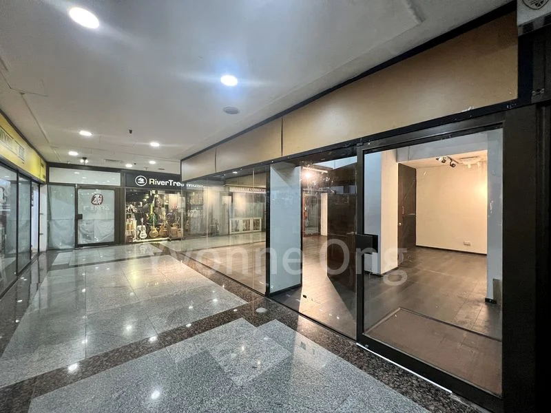 Mall Shop for Rent in  Peninsula Excelsior Hotel - Image 6