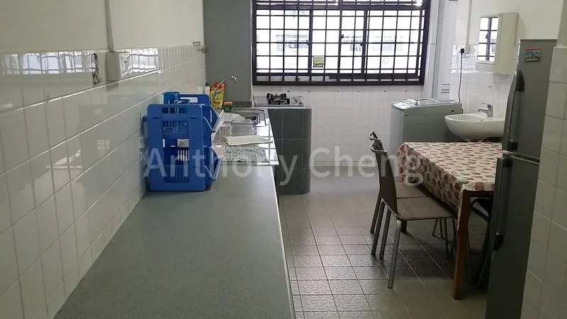 4 Room (4S) HDB for Sale in  754 Yishun Street 72 - Image 6