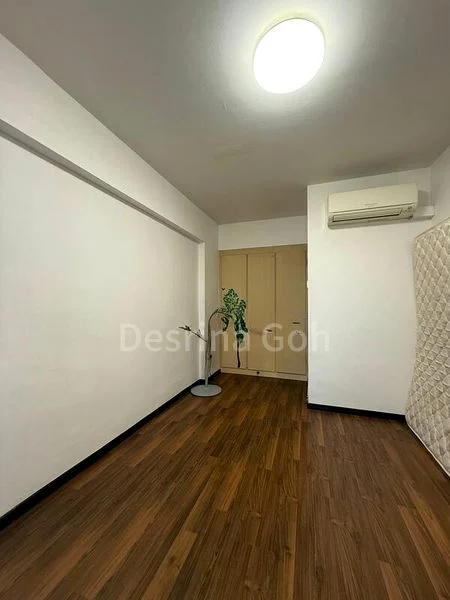 Common Room (HDB) for Rent in  274C Jurong West Street 25 - Image 1