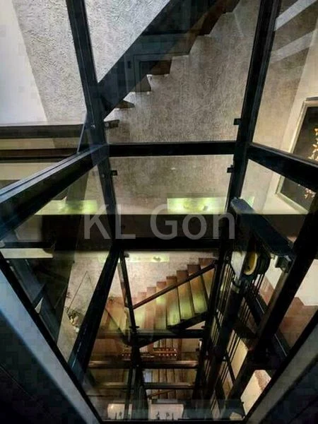 5 Bed Terraced House (Landed) for Sale in  Sembawang Hills Estate - Image 1