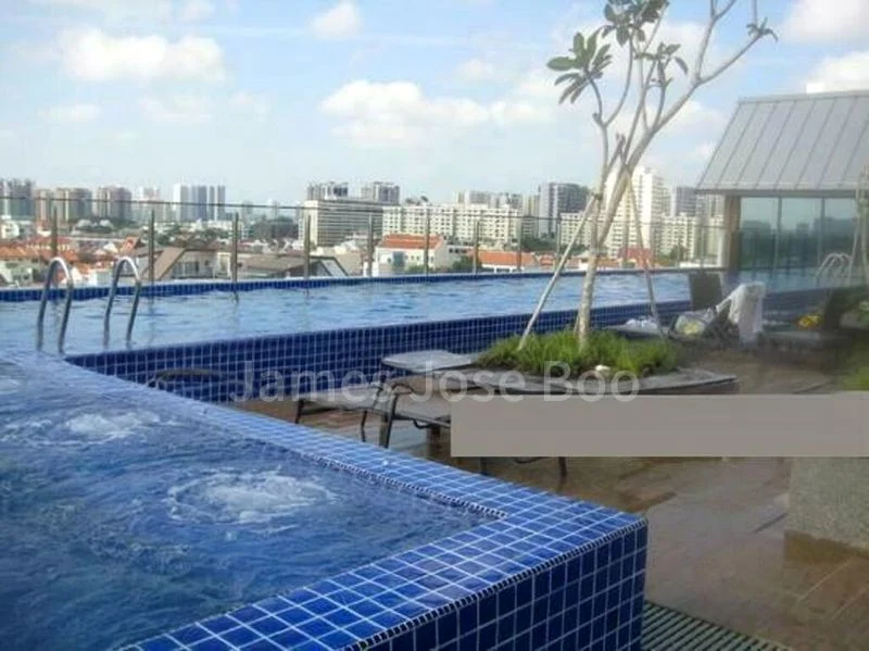 Office for Rent: Cheap, renovated office with gym & pool; fully updated, ideal for own use. - Image 3