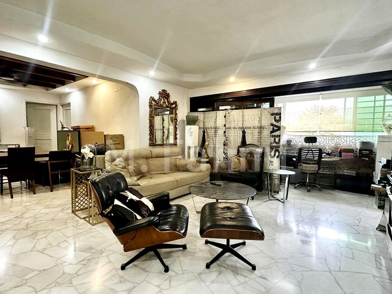 5 Room (5I) HDB for Sale in  175 Yishun Avenue 7 - Image 3