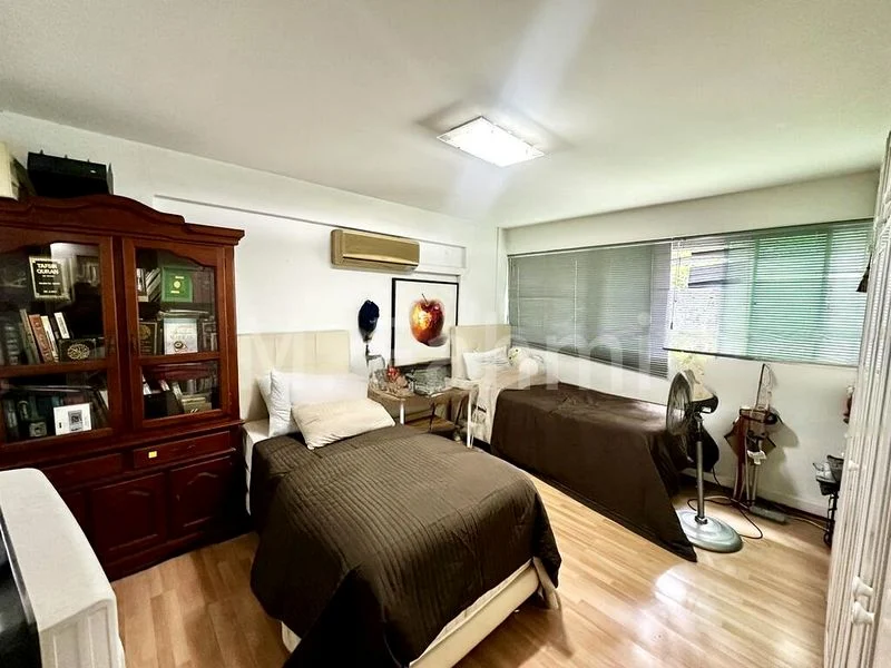 5 Room (5I) HDB for Sale in  175 Yishun Avenue 7 - Image 6