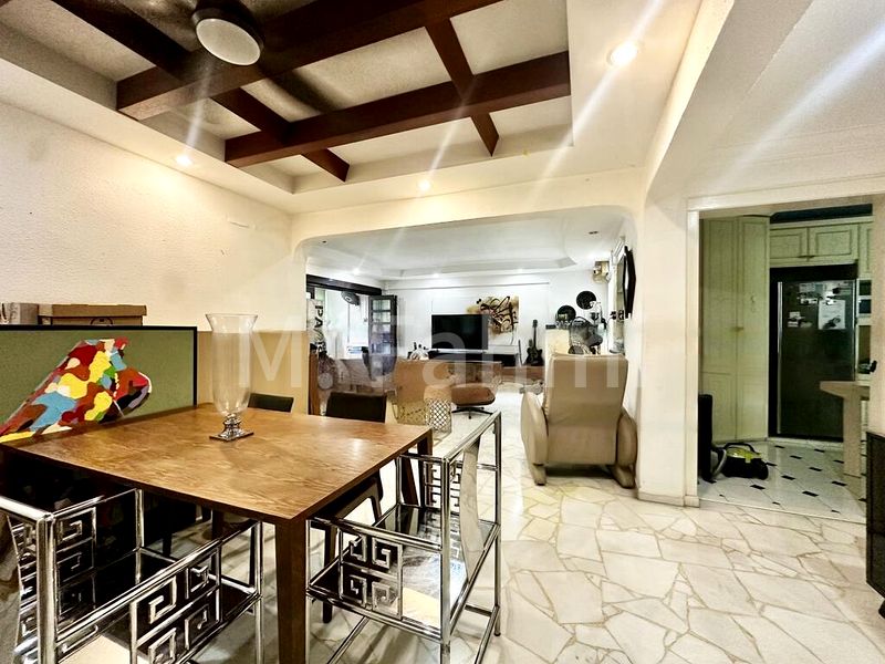 5 Room (5I) HDB for Sale in  175 Yishun Avenue 7 - Image 2