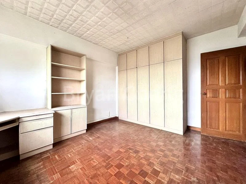 3 Bed Apartment (Condo) for Sale in Laguna Park - Image 9