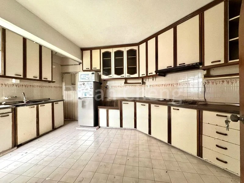 3 Bed Apartment (Condo) for Sale in Laguna Park - Image 5