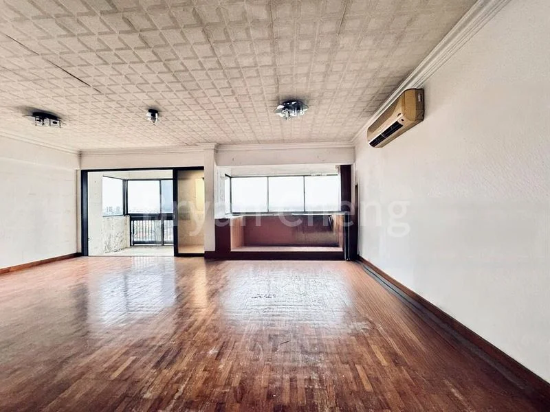 3 Bed Apartment (Condo) for Sale in Laguna Park - Image 3