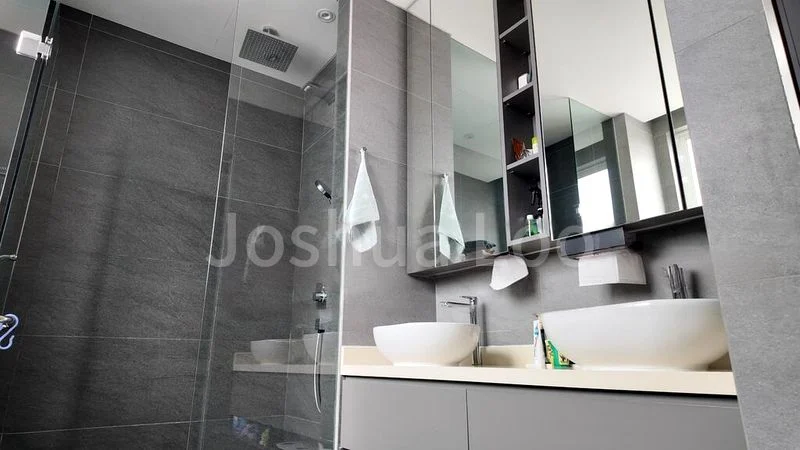 4 Bed Terraced House (Landed) for Sale in  Chapel Lodge - Image 2