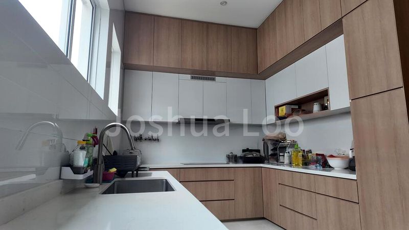 4 Bed Terraced House (Landed) for Sale in  Chapel Lodge - Image 20